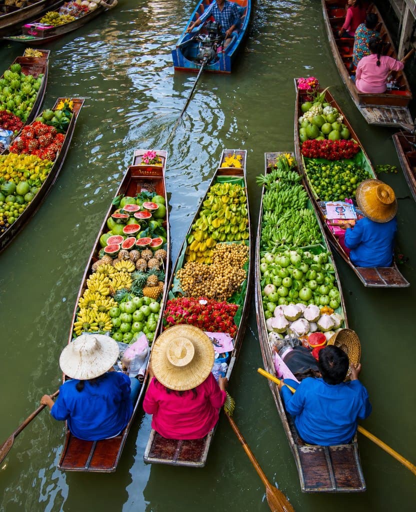 Damnoen Saduak Floating Market tours